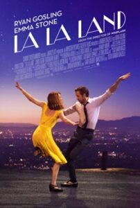 Portada de la película La la land. Una pareja de un hombre y una mujer de mediana edad bailan.
